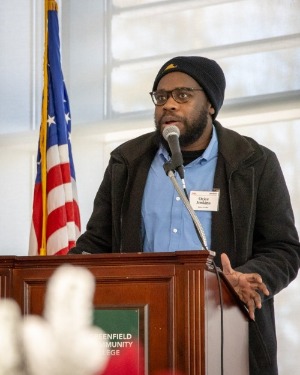 A man speaks at Musica Franklin.