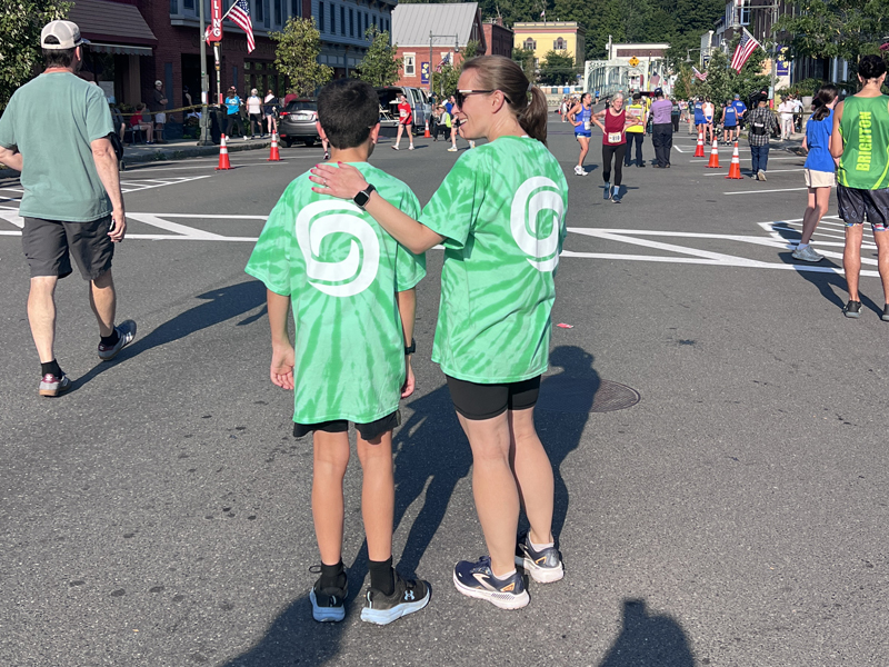Community driven banking at the Bridge of Flowers race