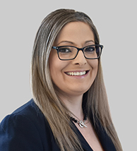 photo portrait of Jenn Cochrane