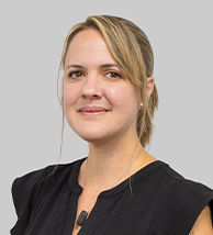 photo portrait of Erinn Connors